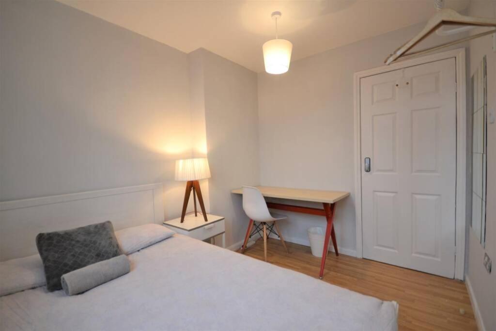 Stylish Budget 4 Bedroom Flat In Brick Lane London Kültér fotó